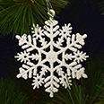 Новогоднее украшение "Снежинки белые" с блёстками (6 шт.)